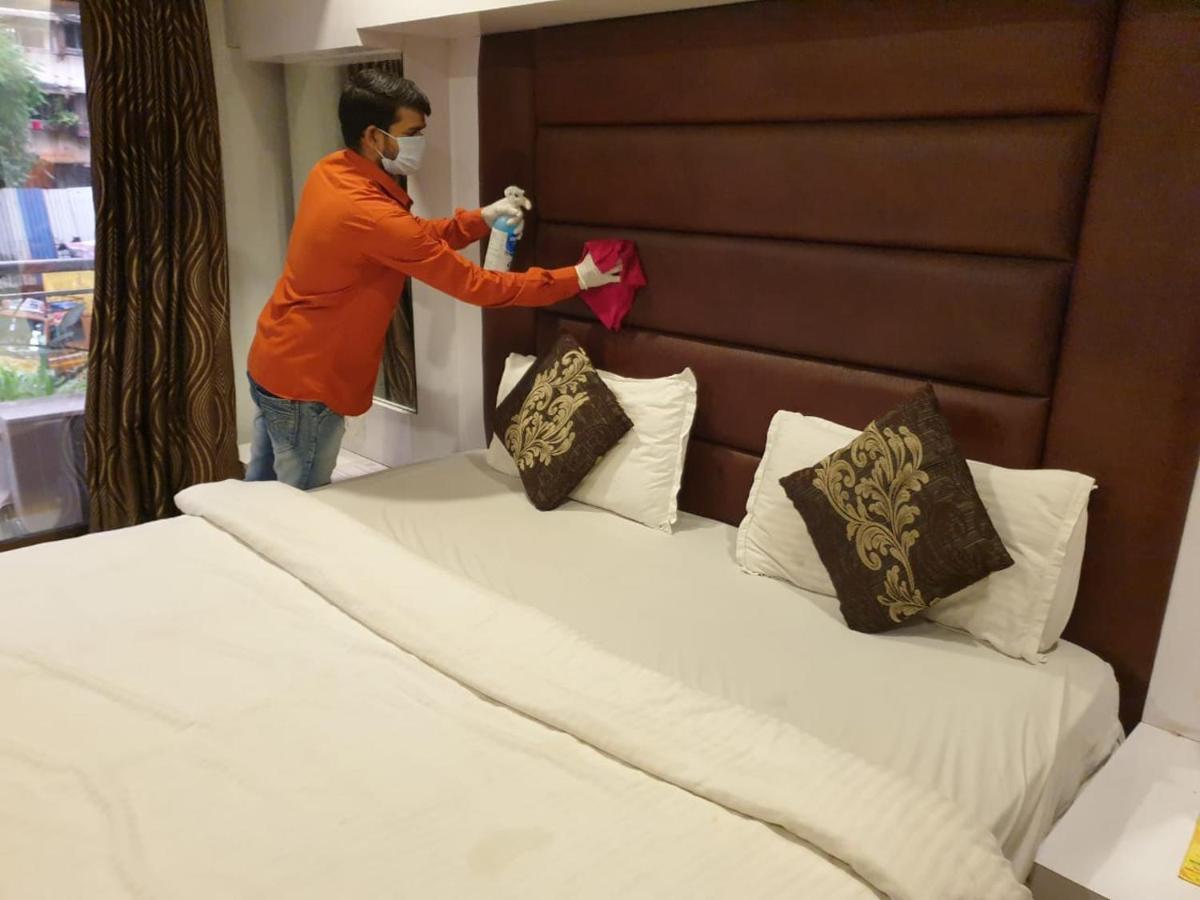 Hotel Alibaba Мумбаи Экстерьер фото